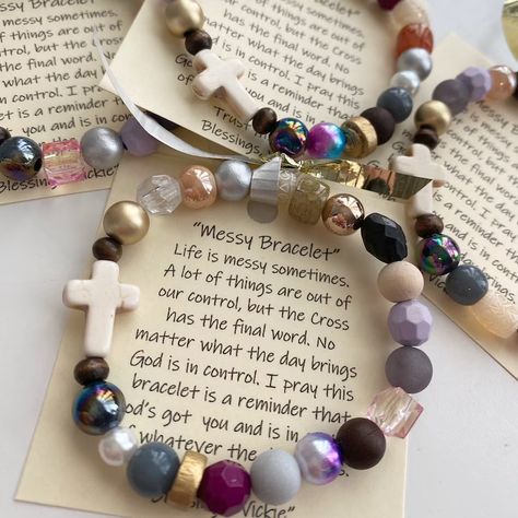 The Messy Bracelet - Etsy Christian Bracelets, Christian Crafts, Bible Crafts, Homemade Jewelry, Fun Diy Crafts, Christian Jewelry, Beaded Bracelets Diy, Diy Crafts Jewelry, New Market