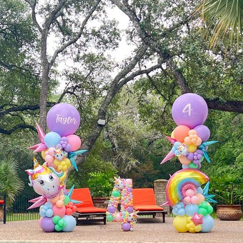 🦄CRAZY TOWERS + MOSAICS🦄 Simply the most perfect combo for any birthday 💕 #balloons #balloongarland #organicballoons #sanantonioballoons… | Instagram Crazy Balloon Columns, Crazy Tower Balloon, Rainbow Balloon Tower, Balloon Stack Ideas, Birthday Balloon Columns, Balloons Tower, Balloon Columns Ideas, Balloons Arrangements, Balloons Columns