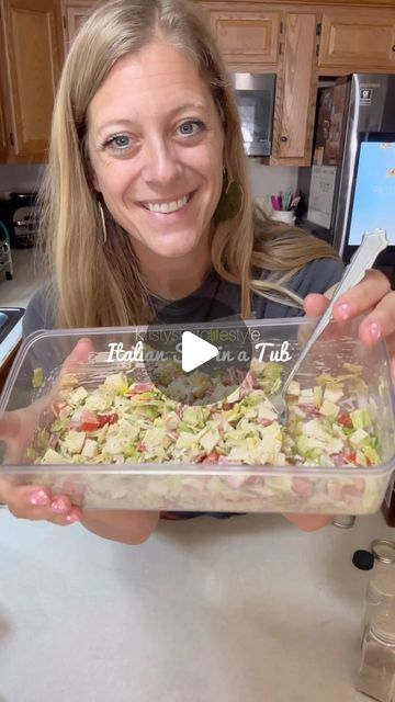 Kristy Hawk on Instagram: "This is the video that will air on Good Morning America tomorrow 2/5/24 at 8am!!! 🥳  Italian Sub in a Tub I love a good chopped salad as well as subs in tubs so I made my own. This lunch was delicious and held me until dinner. 🙌🏼  RECIPE - Makes 1 serving  INGREDIENTS: 1 & 1/2 cups iceberg lettuce 1/4 of a Roma tomato  3 slices of sandwich pepperoni  2 slices of salami  1 slice of Muenster cheese 5 banana pepper rings  1-2 Tbsp mayo 1/2 Tbsp red wine vinegar 1/2 Tbsp apple cider vinegar  1 tsp Kristy’s homemade Italian seasoning  1/2 tsp black pepper   DIRECTIONS: 1. Chop the lettuce, meats, cheese and peppers using a veggie chopper or knife.  2. Add in the remaining ingredients and mix well.   NUTRITION: 1 serving | 2.8g net carbs | 4.4g total carbs | 1.5g fi Chopped Sub In A Tub, Sub In A Tub Salad Keto, Viral Chopped Salad, Keto Sub In A Tub, Veggie Chopper Recipes, Chopped Sub Salad, Sub In A Tub Salad Healthy, Sub In A Tub Salad Bowls, Sub In A Tub Salad