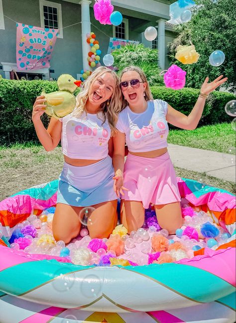 Alpha Chi Omega Bid Day Themes, Sorority Themes, Recruitment Themes, Recruitment Ideas, So Fresh So Clean, Chi Omega Sorority, Bid Day Shirts, Bid Day Themes, Big Little Reveal