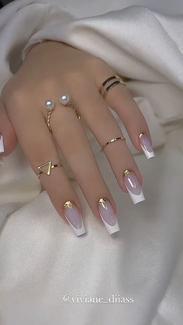 Blush Pink Nails, Meanwhile In Russia, Purple Glitter Nails, Sheer Nails, Fancy Nail Art, Bizarre Photos, Glitter Accent Nails, Gel Toe Nails, Chrome Nails Designs