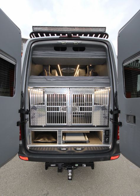 Fully-Loaded Off-Road Sprinter Van #doghauler #kustomkrates #4x4 #sprintervan #mercedes #creativemobileinteriors #campervan #sprintercamper Sprinter Van Conversion With Dogs, Dog Crate Under Bed, Van Conversion Dog, Travelling Van, Sprinter Motorhome, Dog Van, Rv Diy, Sprinter Bus, Dog Transport