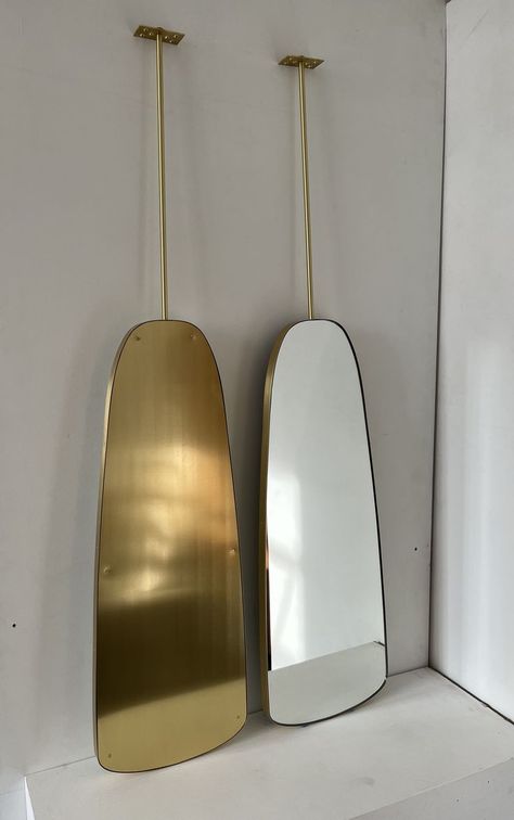 Bespoke suspended mirror with brushed brass frame and backing #bespokemirror #brushedbrassframe #brassframe #suspendedmirror Suspended Mirror, Organic Shapes Art, Art Deco Mirror, Window Mirror, Ceiling Hanging, Shape Art, Round Mirror, Hanging Mirror, Brass Frame