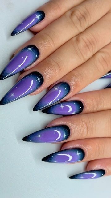 TxManiMuse LLC • 𝕹𝖆𝖎𝖑𝖆𝖗𝖙𝖎𝖘𝖙 on Instagram: "Galaxy Aura 🌌 @airgel_official" Spooky Aura Nails, Purple And Blue Aura Nails, Purple Aura Nails, Aura Nail, Purple Nail Art Designs, Pop Art Nails, Aura Nails, Purple Aura, Purple Nail Art