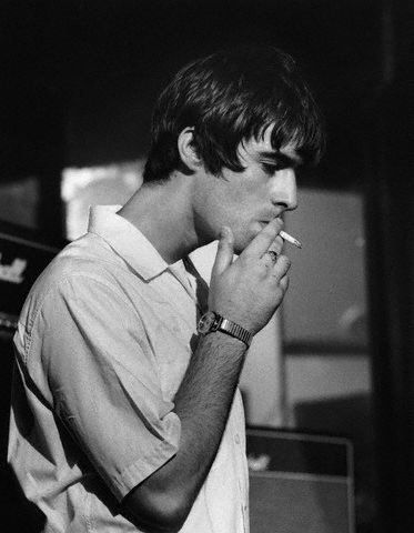 Liam Gallagher Black And White, Liam Gallagher 90s, Liam Oasis, Oasis Album, Oasis Music, Liam Gallagher Oasis, Oasis Band, Liam And Noel, Noel Gallagher