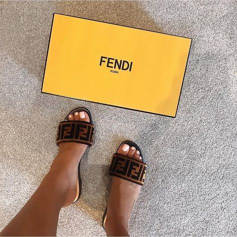 #Fendi Slides 🤩🙌 @velaire_footwear ✔️ Fendi Sandals, Jan 20, Cute Sandals, Louis Vuitton Shoes, Sport Sandals, Sneaker Heels, Shoe Game, Manolo Blahnik, Missoni