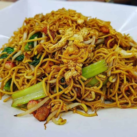 Hong Kong Fried Noodles, Manapua Man Fried Noodles Recipe, Hong Kong Noodles Recipes, Hong Kong Style Pan Fried Noodles, Fried Egg Noodles Recipe, Fried Noodles Recipe Hawaiian, Hong Kong Recipes, Fried Noodles Recipe Chinese, Chinese Fried Noodles Recipe