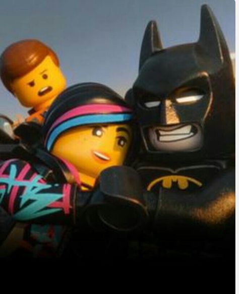 Hey babe! Let's hold hands!! ;)) #legomovie Lego Film, The Lego Batman Movie, Movie Bloopers, Batman Film, Charlie Day, The Lego Movie, Movies 2014, Lego Batman Movie, Liam Neeson