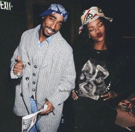 tupac, rihanna Tupac Photos, 90s Rappers Aesthetic, Tupac Makaveli, Tupac Wallpaper, Looks Hip Hop, 90s Rappers, She Changed, Tupac Pictures, Hip Hop Classics