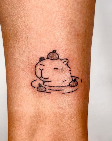 Good Tattoo Ideas, Small Fish Tattoos, Otter Tattoo, Crocodile Tattoo, Snail Tattoo, Good Tattoo, Squid Tattoo, Crazy Tattoos, Panda Tattoo