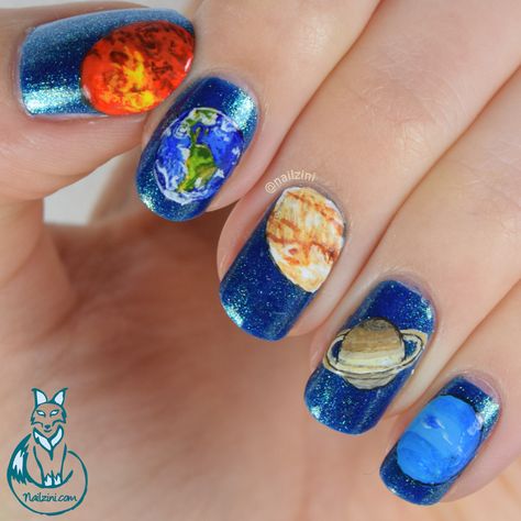 Nailzini: A Nail Art Blog: Earth Day - Planets Nail Art Earth Day Nail Art, Earth Day Nails, Planet Nail Art, Nail Tricks, Planet Nails, Pumpkin Nail Art, Galaxy Nail, Galaxy Nail Art, Freehand Nail Art