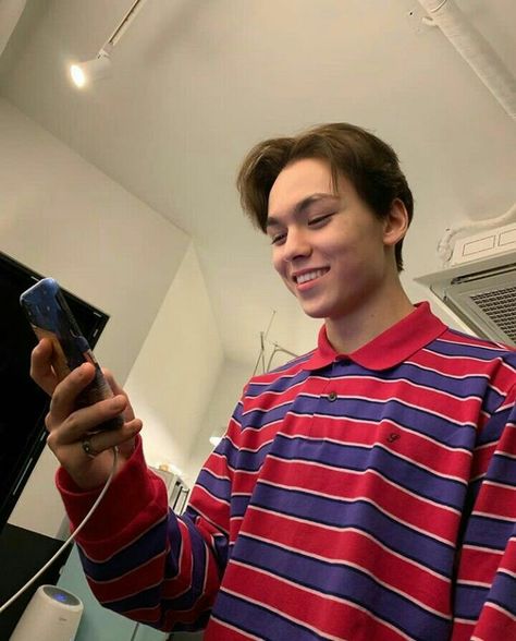 Vernon Boyfriend Material, Vernon Boyfriend, Vernon Hansol, Choi Hansol, Vernon Seventeen, Won Woo, Going Seventeen, Seventeen Debut, Seventeen Wallpapers