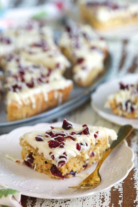 Cranberry Bliss Bars (Starbucks Copycat) Cranberry Bliss Bars Starbucks Recipe, Skinnytaste Cranberry Bliss Bars, Starbucks Cranberry Bliss Bars Copycat, Copycat Cranberry Bliss Bars, Cranberry Bliss Bars Recipe, Cranberry Coffee Cake, Bliss Bars, Perfect Christmas Dessert, Cranberry Bliss