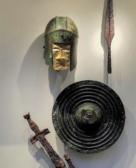 Illyrian Armor, Albanian Tattoo, Albanian Clothes, Ancient Carthage, Albanian Clothing, Greek Helmet, Albanian Culture, Ancient Armor, Ancient Near East