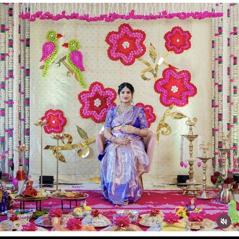 Seemantham Saree, Seemantham Saree Ideas, Sreemantham Decoration, Seemantham Decoration, Pelli Decoration, Indian Baby Shower Decorations, Haldi Decoration, Indian Baby Showers, Simple Stage Decorations