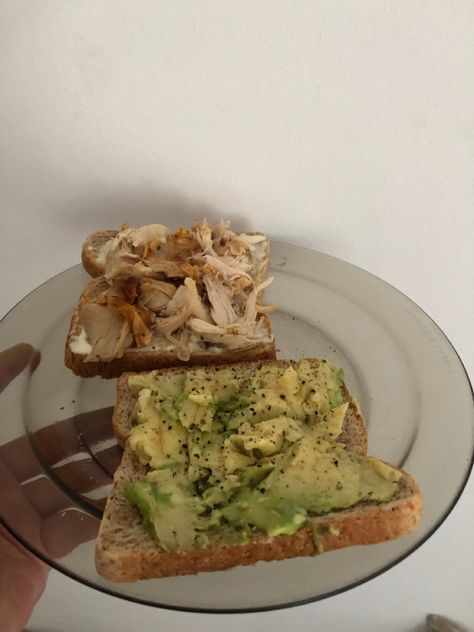 #breakfast #toast #avo #chicken #morning #food Breakfast Toast, On Toast, Perfect Breakfast, Morning Food, Yum Yum, Avocado Toast, Chicken Breast, Avocado, Toast