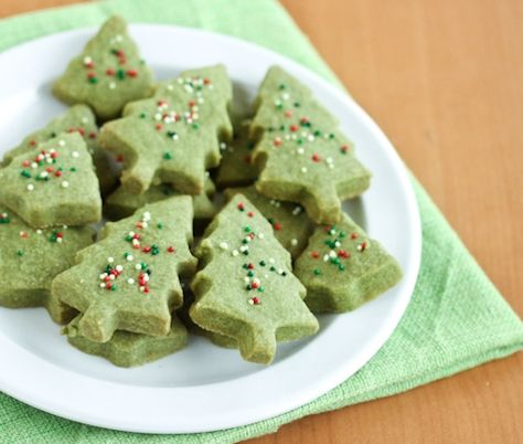 matcha-shortbread Matcha Shortbread Cookies, Matcha Shortbread, Shortbread Cookies With Icing, Scottish Shortbread Cookies, Best Shortbread Cookies, Shortbread Cookies Christmas, Shortbread Cookies Easy, Lemon Shortbread Cookies, Almond Shortbread Cookies