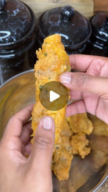 Fried King Crab Legs Recipes, Deep Fried Crab Legs No Shell, Crab Fingers Recipe, Fried Crab Legs Recipes, Fried King Crab, Broiled Fish Recipes, King Crab Legs Recipe, Crab Legs Recipe, King Crab Legs