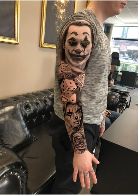 Joker Rib Tattoo, Joker Two Face Tattoo, Joker Tatoos Ideas, Tattoo Back Man, The Joker Tattoo Ideas, Joker Arm Tattoo, Joker Back Tattoo, Jokers Tattoos, Ha Ha Ha Joker Tattoo