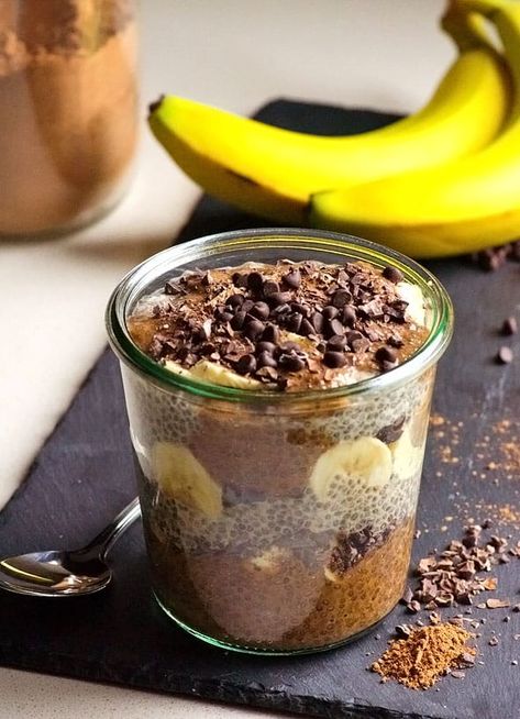 Banana Chia Pudding and Chocolate Chia Pudding combined in a healthy version of America's favourite dessert. | ifoodreal.com Chocolate Chia Pudding Recipes, Banana Chia Pudding, Chia Pudding Recipe, Ab Diet, Chia Recipe, Anti Inflammation Recipes, Chocolate Chia Pudding, Healthy Version, Chia Pudding Recipes