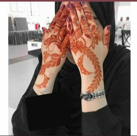 Mehandi Designs Arabic, Mehendi Patterns, Legs Mehndi Design, Rose Mehndi Designs, Mehndi Design Pictures, Modern Mehndi Designs, Engagement Mehndi Designs, Full Mehndi Designs, Stylish Mehndi