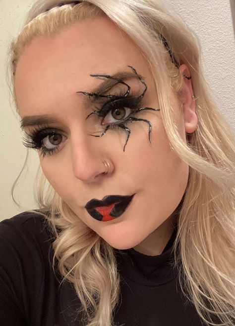 Black Widow Costume Spider, Halloween Spider Makeup, Halloween Face Painting Ideas, Black Widow Makeup, Halloween Skeleton Makeup, Halloween Face Painting, Spider Makeup, Almond Eye Makeup, Circus Makeup