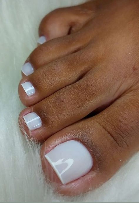 White Pedicure Black Women, Off White Pedicure Toenails, White On White Pedicure, Toes Nails White Color, Acrylic French Pedicure, White Nail Pedicure, Pretty Toe Nails For Summer Simple, White Toe Nail Design, Milky White French Tip Toes