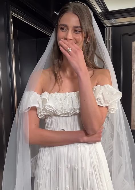 Taylor Hill Wedding, Hill Wedding, All About Taylor Swift, Taylor Hill, Lucky Girl, Beautiful Wedding Dresses, Wedding Dress Styles, Marry Me, Perfect Wedding