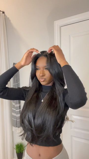 Black Women Long Straight Hair, Long Straight Hair With Layers Black Women, 22inch Straight Wig, So In Hairstyles Black, Black Hair Weave Hairstyles, Black Straight Hair Black Women, Straight Black Hair Black Women, Long Extension Hairstyles Straight, Straight Hair With Layers Black Women