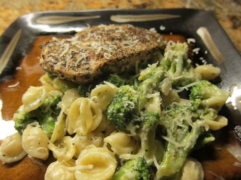 Picture of Olive Garden Chichen Con Broccoli Chicken Con Broccoli, Olive Garden Recipes, Pasta Chicken, Recipes Pasta, Chicken Main Dishes, Chicken Pasta Recipes, Broccoli Recipes, Olive Gardens, Garden Recipes