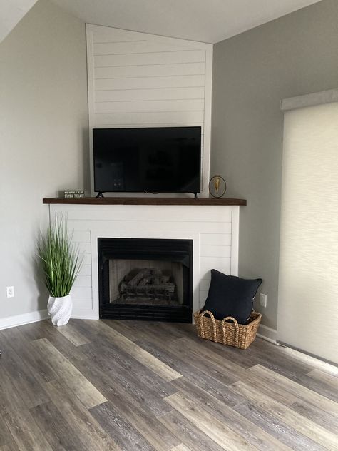 Fake Fireplace Ideas Corner, Fireplace Tv Corner Wall, Electric Fireplace Ideas With Tv Corner, Diy Fireplace Tv Wall Corner, Small Chimney Ideas, Simple Corner Fireplace, Vertical Shiplap Fireplace Surround, Corner Tv And Fireplace, Corner Built In Fireplace And Tv Diy