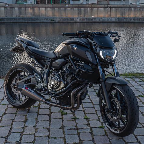 Yamaha Fz 09, Yamaha Mt 07, Yamaha Mt07, Yamaha Mt 09, Motocross Gear, Motorcycle Tips, Motos Yamaha, Image Moto, Yamaha Bikes