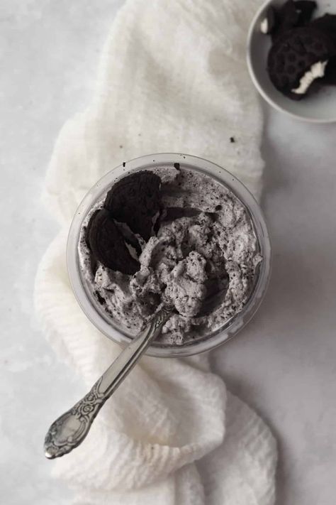 This Ninja Creami Oreo Blizzard copycat recipe uses simple ingredients, including low fat milk to keep the recipe super easy. You'll love being able to make the Dairy Queen Blizzard favorite at home. Oreo Blizzard, Blizzard Recipe, Dairy Queen Blizzard, Air Fryer Recipes Appetizers, Oreo Pudding, Oreo Flavors, Oreo Ice Cream, Instant Pudding Mix, Ninja Creami