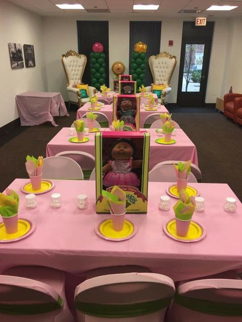 Cabbage Patch Birthday Party Table Setting and Decor @ellisillusion Cabbage Patch Party Ideas, Cabbage Patch Birthday Party, Birthday Party Table Setting, Patch Birthday Party, American Girl Birthday Party, Half Birthday Party, Kitten Birthday Party, Kids Birthday Party Ideas, American Girl Birthday