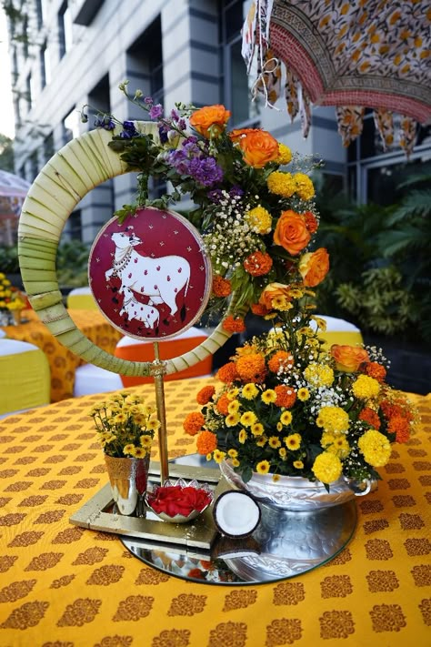 Vrindavan theme haldi decor Vrindavan Decoration, Bhajan Sandhya Decoration, Vrindavan Theme Wedding Decor, Pichwai Theme Wedding Decor, Pichwai Decoration Ideas, Pichwai Theme Decor, Vrindavan Theme Decor, Pichwai Decor, Ganpati 2023