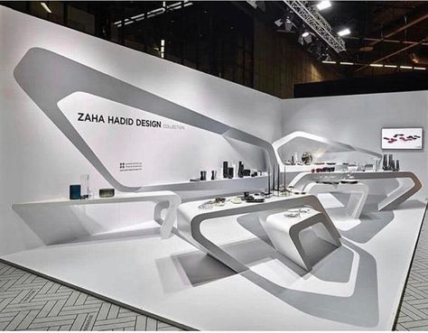 Matrix Core, News Set Design, Creative Booths, Museum Exhibition Design, Trade Show Booth Design, Trade Show Booth, Exhibition Stand Design, Exhibition Booth Design, Exhibition Stands