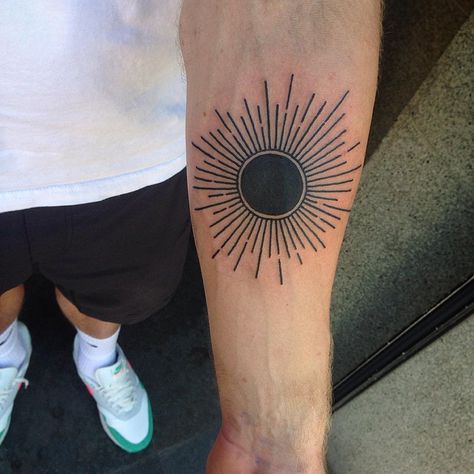 Sunlight Tattoo Designs, Sun Eclipse Tattoo, Spiral Elbow Tattoo, Small Cover Up Tattoo Ideas, Sun Tattoo Men, Solar Eclipse Tattoo, Tattoo Lines, Eclipse Tattoo, Tattoo Sun