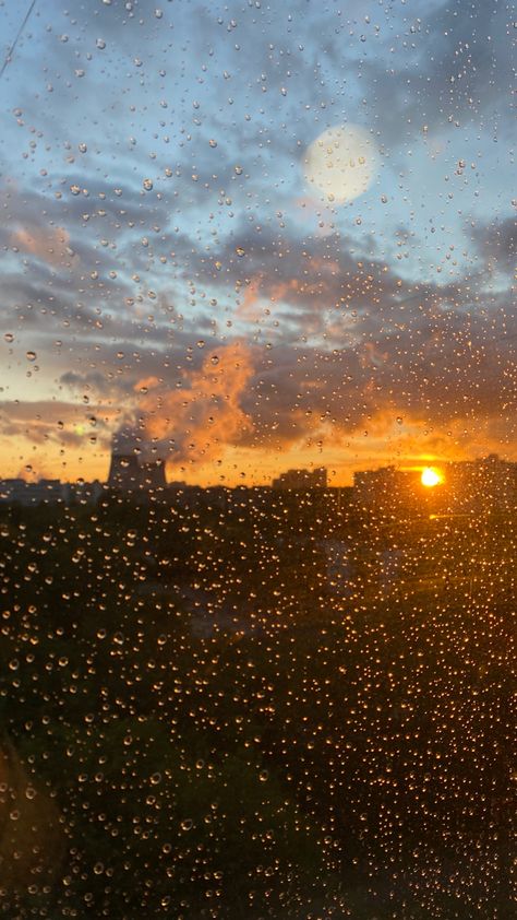 Sunset,beautiful nature,rain Rain In Sunshine, Rainy Sunset Aesthetic, Sun After Rain Aesthetic, Rain Sunset Aesthetic, After Rain Aesthetic, Sunshine And Midnight Rain, S Wallpaper Letter Neon, Sun After Rain, Sunset After Rain