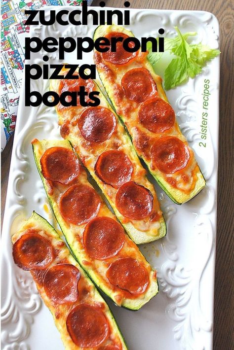 Easy Pepperoni Recipes, Pepperoni Zucchini Boats, Pepperoni Recipes Healthy, Grinch Food, Zucchini Pizza Boats, Pizza Boats, Pepperoni Recipes, Apple Crisps, Pizza Pepperoni