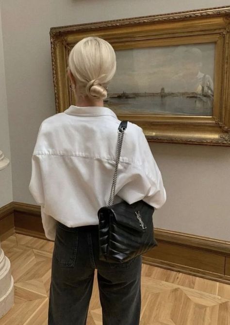 Ysl Loulou Bag Outfit, Ysl Bag Outfit, Hairstyle For Work, Ysl Loulou Bag, Old Money Hairstyles, Hairstyles Female, One Shot, Mode Inspo, Blonde Girl