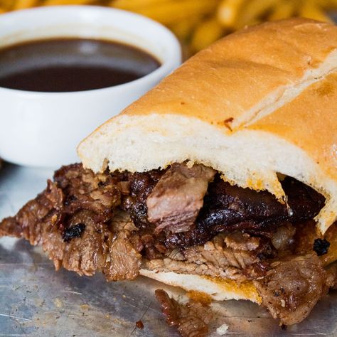 Leftover Prime Rib Dip Sandwich Prime Rib Recipes, Leftover Prime Rib Recipes, Prime Rib Sandwich, Prime Rib Steak, Prime Ribs, Smoked Prime Rib, Rib Sandwich, Prime Rib Roast Recipe, Rib Roast Recipe