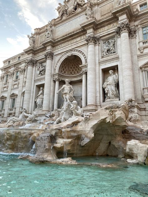 Fountain Trevi, Valhalla Club, Italy Fountain, Decorations Bedroom, Europe 2024, Roman Holiday, Italy Photography, Summer Water, Christmas Decorations Bedroom