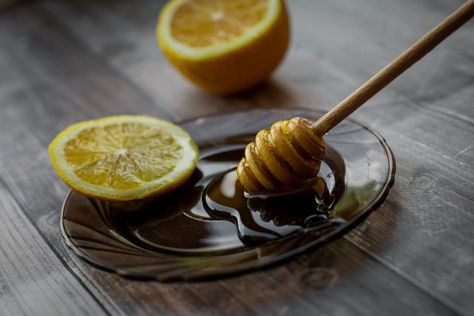 How to Make Lemon-Infused Honey – Pixie's Pocket Egg Face Mask, Membakar Lemak Perut, Lemon Face Mask, Spring Allergies, Infused Honey, Types Of Honey, Cold Or Allergies, Real Honey, Drinking Lemon Water