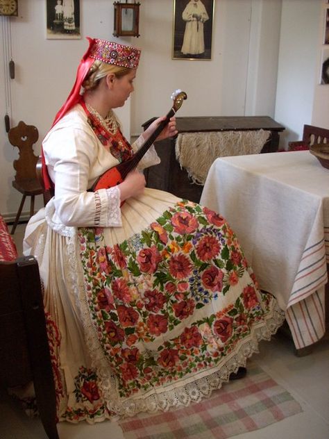 Preservation of music tradition in Moslavina Croatia Croatia Traditional Clothing, Croatia Culture, Croatian Folklore, Croatian History, Croatia Pictures, Croatian Clothing, Ancient Embroidery, Country Dress, Travel Croatia