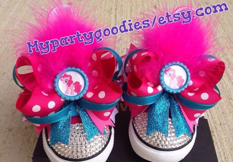 Pink pie  shoes Pink Pie Birthday Shoe bowsMy by Mypartygoodies Doc Mcstuffins Birthday Outfit, Doc Mcstuffins Birthday Party Ideas, Tutu Birthday Outfit, Pie Birthday, Minnie Mouse Clubhouse, Pink Pie, Princess Tutu Dresses, Tutu Shirt, Doc Mcstuffin