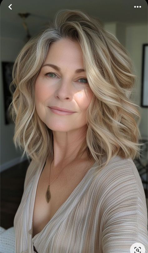 Over 50 Natural Makeup, Middle Age Haircut, Donna Mills Hair, Long Hair Over 50 Older Women, Hot Mom Haircut, Plus Size Hair, Hair Color Golden Blonde, Over 40 Hairstyles, Hairstyles 2024