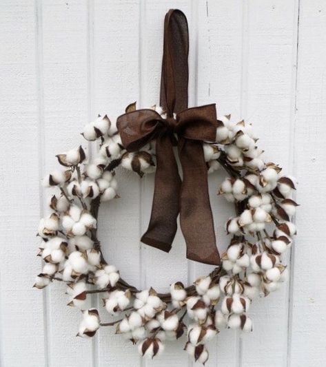 Cheap Landscaping, Styles For Living Room, Cotton Boll Wreath, Cotton Branches, Cheap Landscaping Ideas, Cotton Pictures, Cotton Boll, Curtain Styles, Cotton Wreath