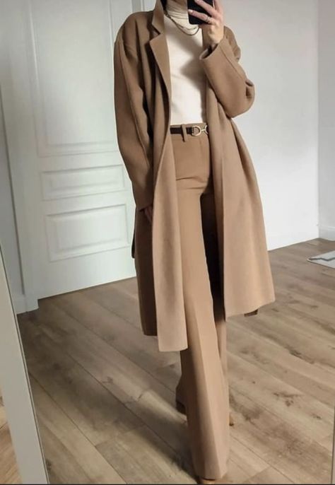 Work Casual Winter Outfit, French Dress Up, Daily Outfits Winter, Minimalist Monochrome Fashion, Classy Outfits Women, Female Lawyer Fashion, Female Lawyer, Lawyer Fashion, Lawyer Outfit