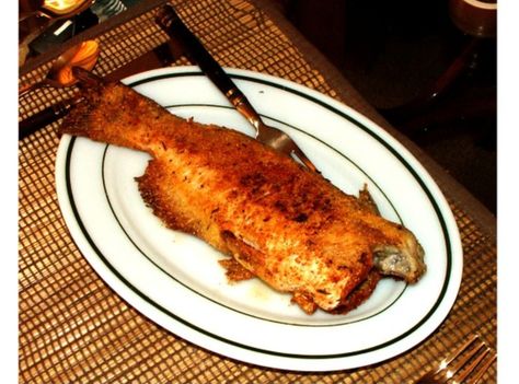 Fried Whole Catfish Fried Whole Catfish, Fried Catfish Recipes, Whole Fish Recipes, Catfish Recipes, Baked Fish Recipes, Fried Catfish, Sauce Chicken, Fish Recipes Healthy, Healthy Fish