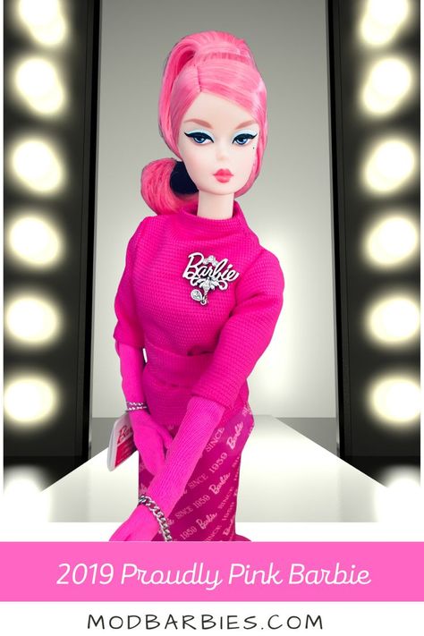 2019 Mattel Proudly Pink Barbie Girly Backgrounds, Vintage Face, Mod Barbie, Barbie 80s, Barbie Room, Vintage Barbie Clothes, Silkstone Barbie, Barbie Model, Pink Barbie